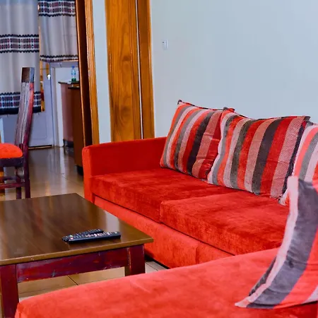 Green Villa Apartments-3